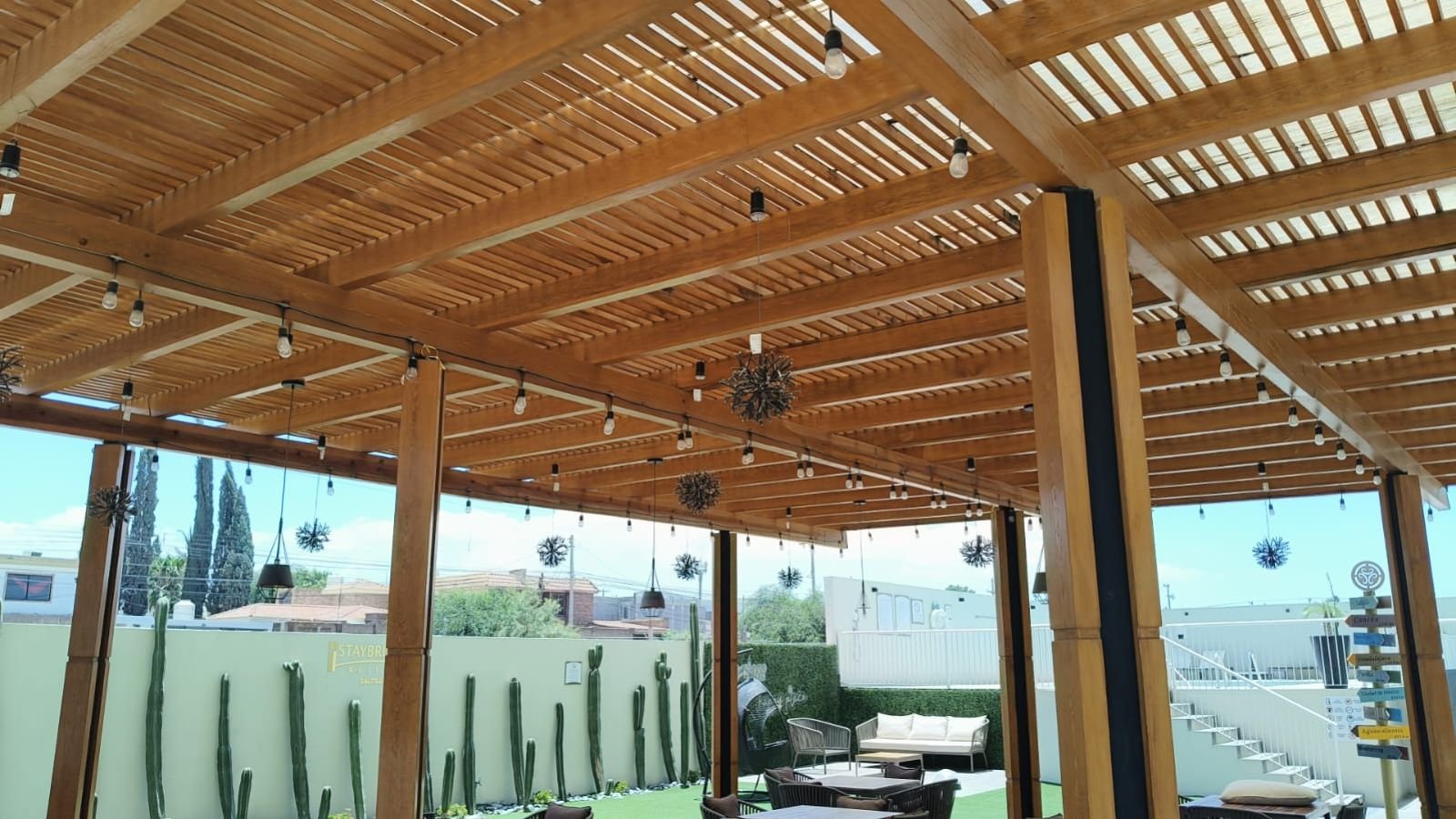 Mantenimiento mayor a pérgola